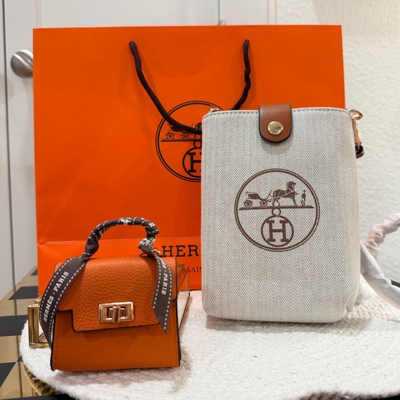 Hermes Upcycle Handbags - UPCYCLED HERMÈS DUST BAG
PHONE POUCH + air pod holder and gift bag